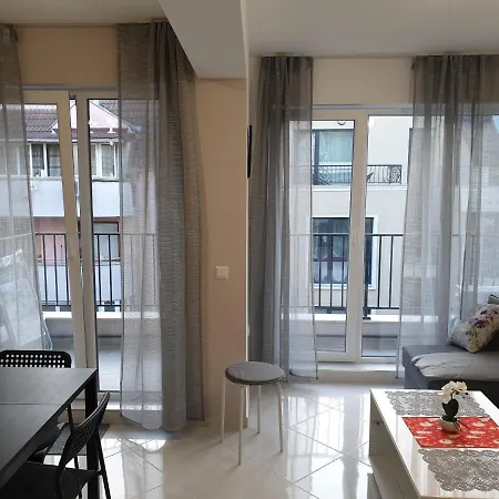Apartamento New The Twins Two-bedroom, 5 At 15 Tsani Ginchev Street, Floor 3 *