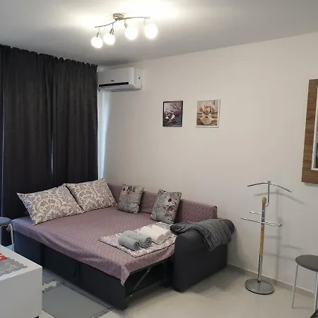 New The Twins Two-bedroom, 5 At 15 Tsani Ginchev Street, Floor 3 * Varna
