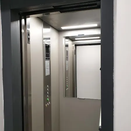 Lejlighed New The Twins Two-bedroom, 5 At 15 Tsani Ginchev Street, Floor 3 *