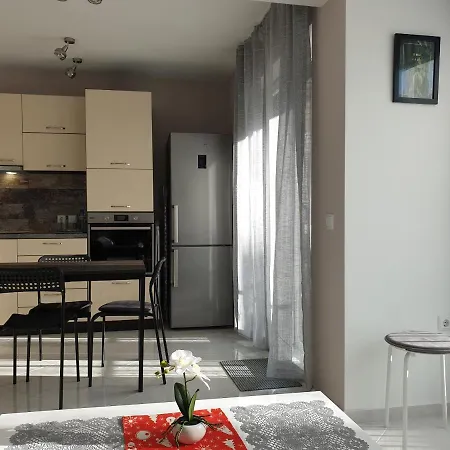 Apartamento New The Twins Two-bedroom, 5 At 15 Tsani Ginchev Street, Floor 3 Varna
