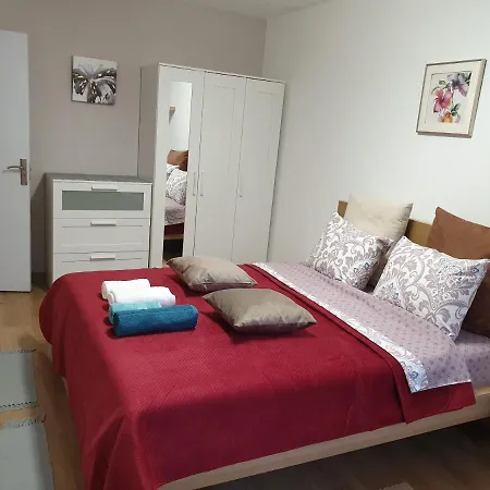 Apartament New The Twins Two-bedroom, 5 At 15 Tsani Ginchev Street, Floor 3 Varna