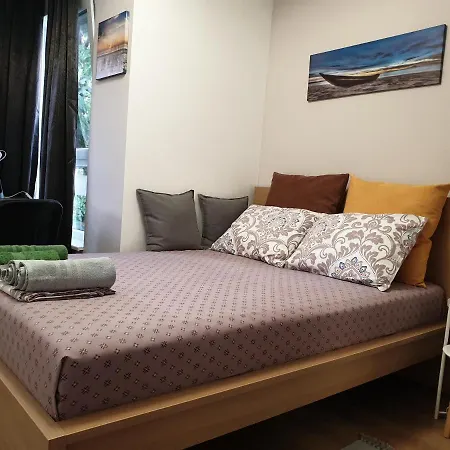 New The Twins Two-bedroom, 5 At 15 Tsani Ginchev Street, Floor 3 Apartament