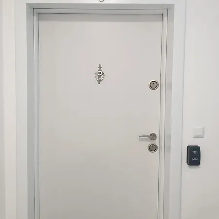 Lejlighed New The Twins Two-bedroom, 5 At 15 Tsani Ginchev Street, Floor 3 Varna