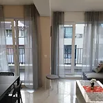Apartment New The Twins Two-bedroom, 5 At 15 Tsani Ginchev Street, Floor 3 *