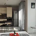 Apartment New The Twins Two-bedroom, 5 At 15 Tsani Ginchev Street, Floor 3 Varna