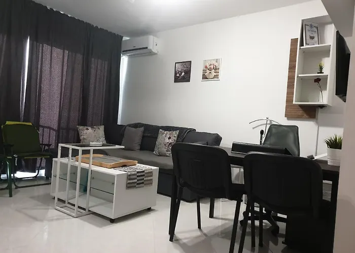 New The Twins Two-bedroom, 5 At 15 Tsani Ginchev Street, Floor 3 * Varna